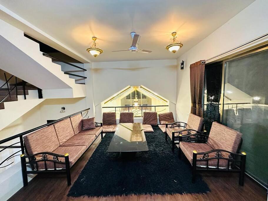 Вилла Casa Majestic Лонавала Экстерьер фото